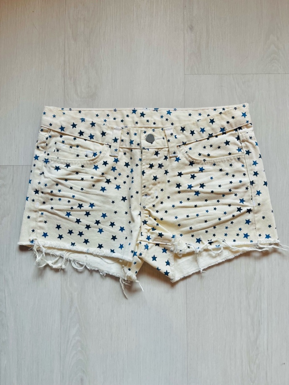 J Brand Women's Cream Blue Star-Print Denim Low-Rise Cutoff Shorts Size 25
